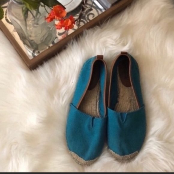michael kors teal shoes